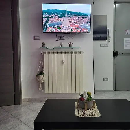 Flawer Flat - 10 Min Da Mm Monte Grappa Torino