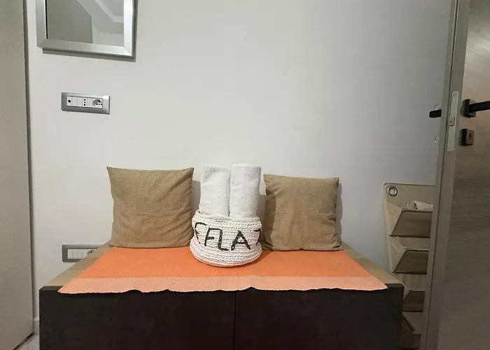 Flawer Flat - 10 Min Da Mm Monte Grappa *